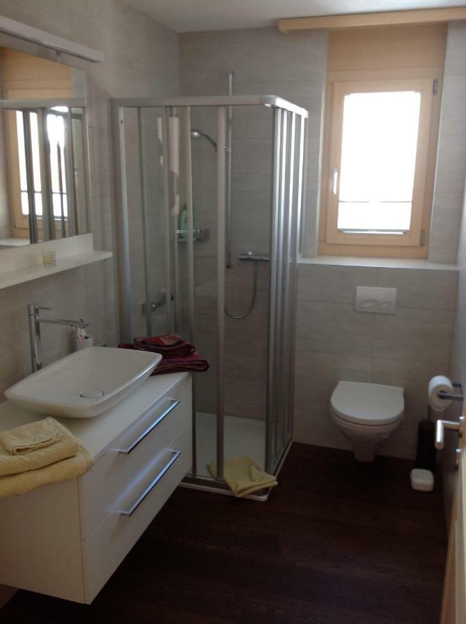 6 Dorfstrasse Apartment Oberwald Bagian luar foto