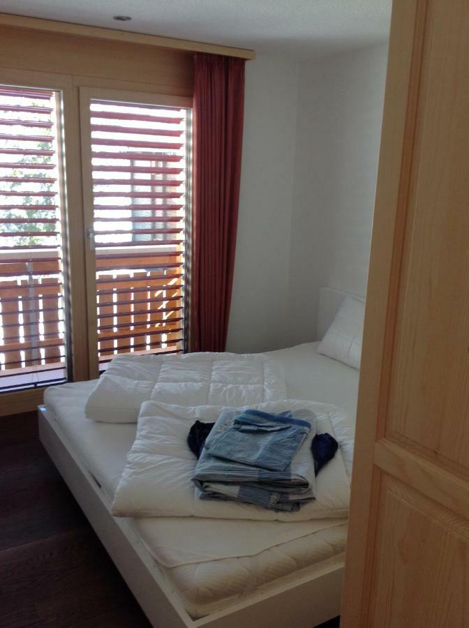 6 Dorfstrasse Apartment Oberwald Bagian luar foto